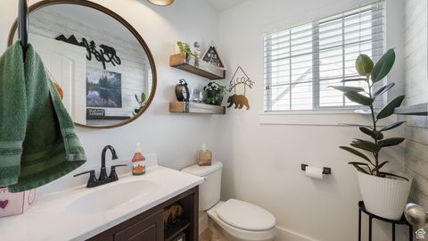 Tiny photo for 167 E LAKEVIEW DR, Vineyard, UT 84059 (MLS # 2115361)