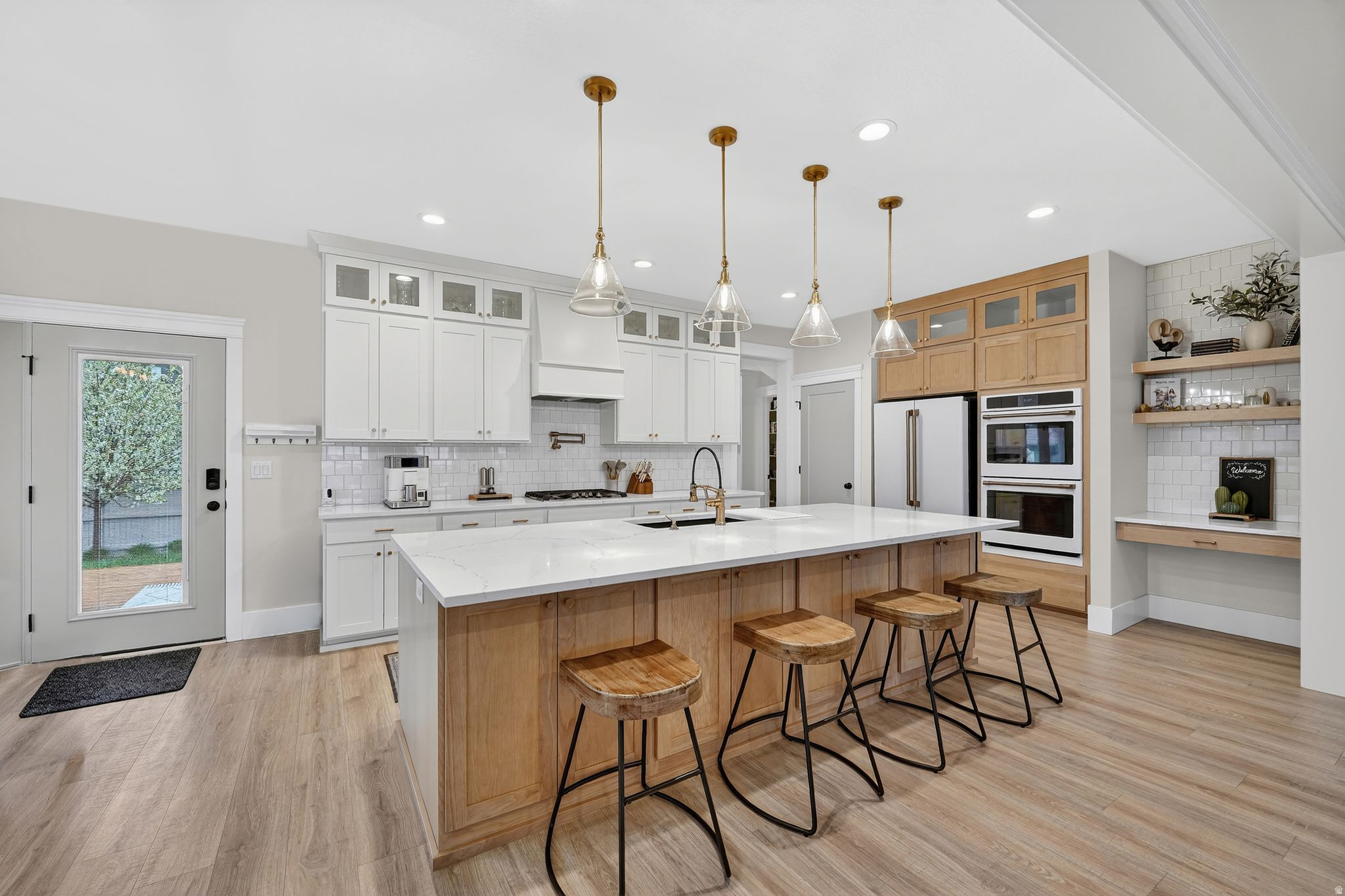 DAYBREAK - Residential