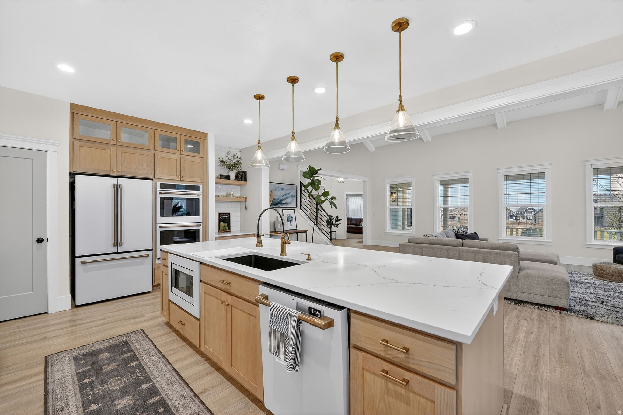 DAYBREAK - Residential