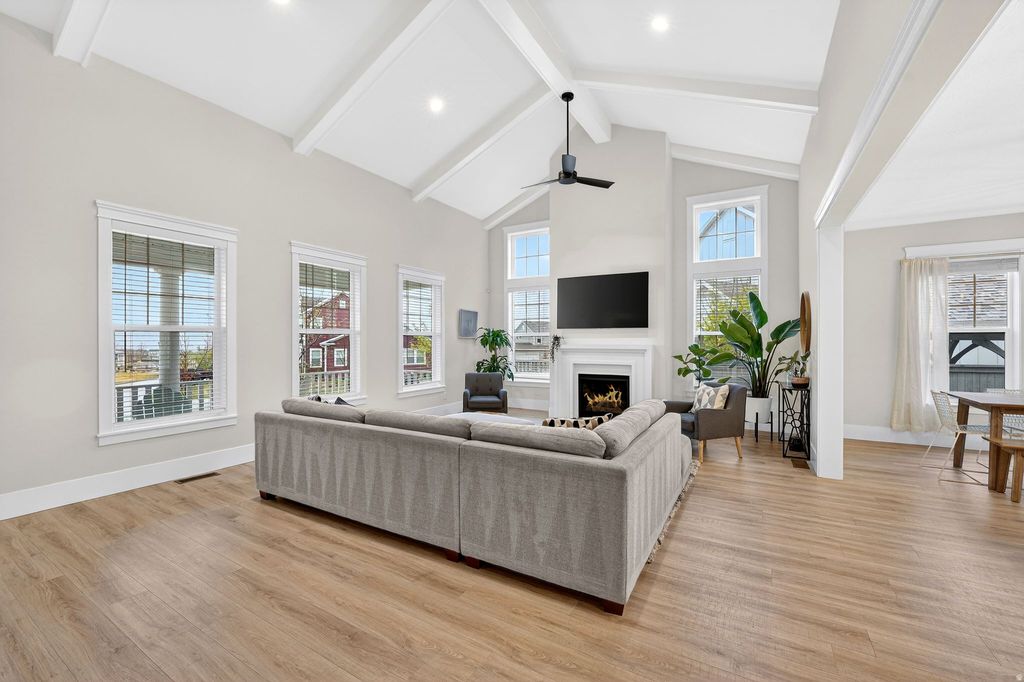 Photo of 11524 S SILVER POND DR, South Jordan, UT 84009 (MLS # 2147657)