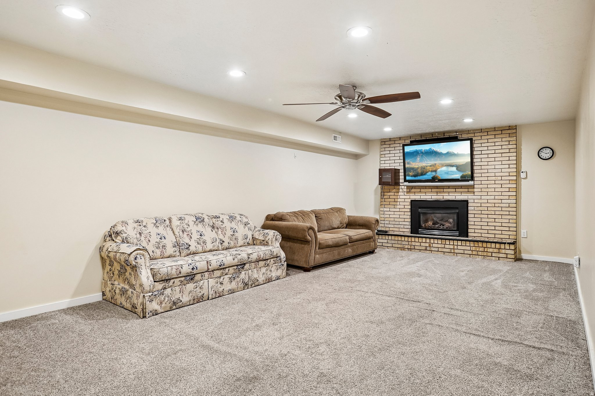 ORCHARD VILLAGE - Residential