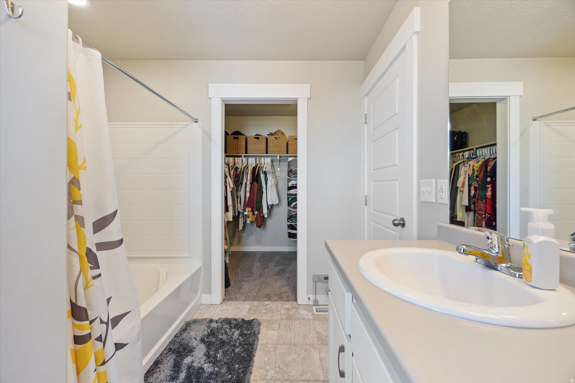 INDEPENDENCE - Residential