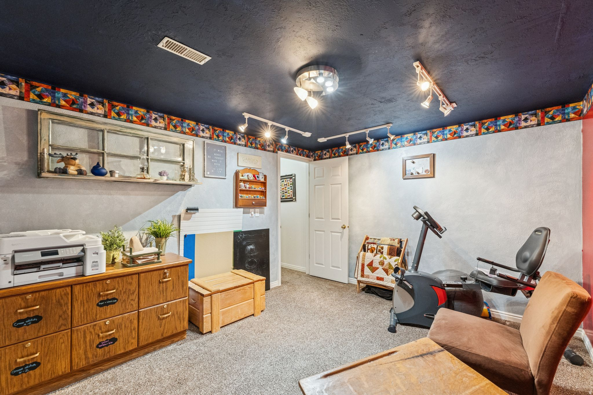 WILLOW BROOK ESTATES SUBD - Residential