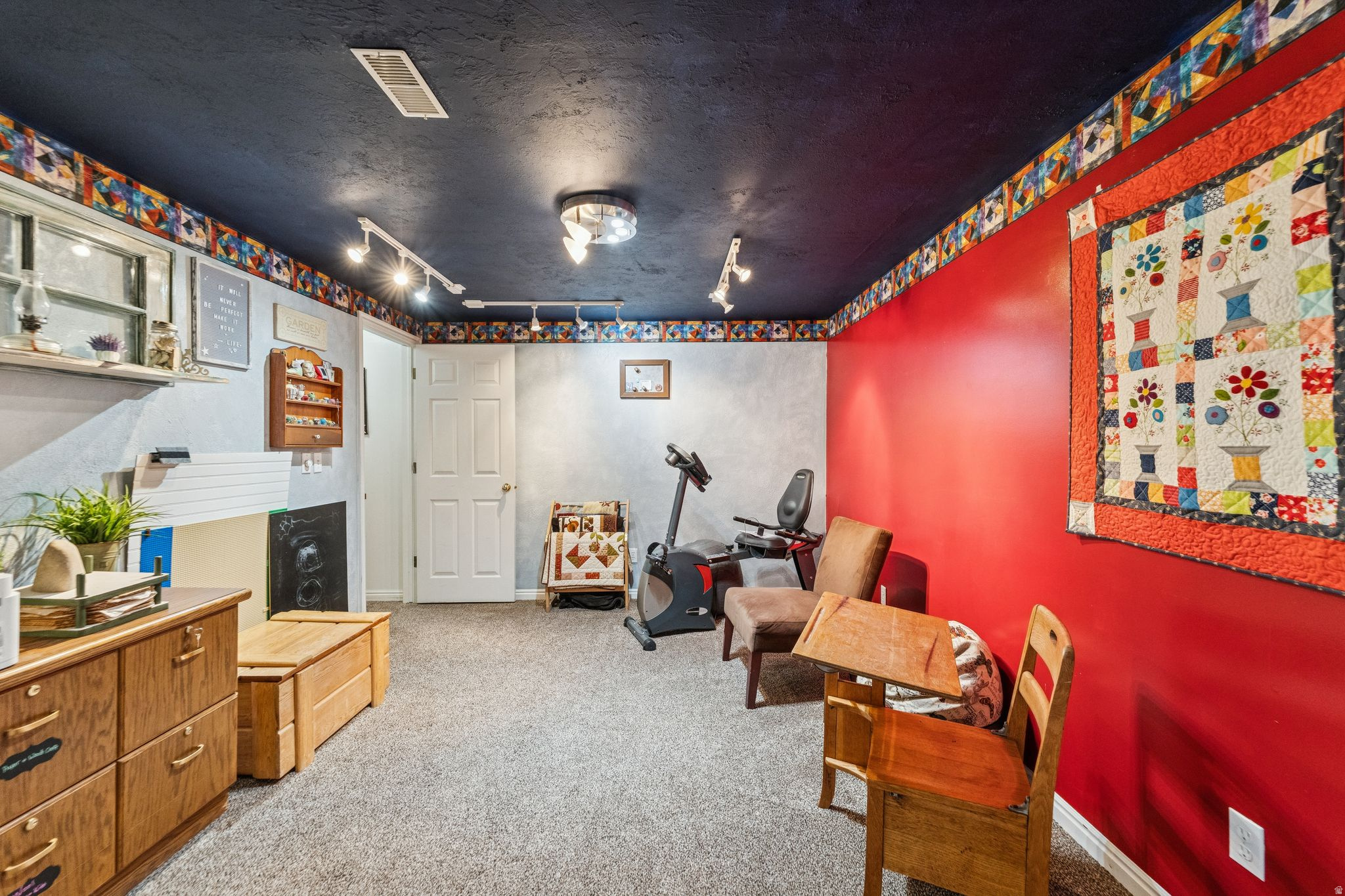 WILLOW BROOK ESTATES SUBD - Residential