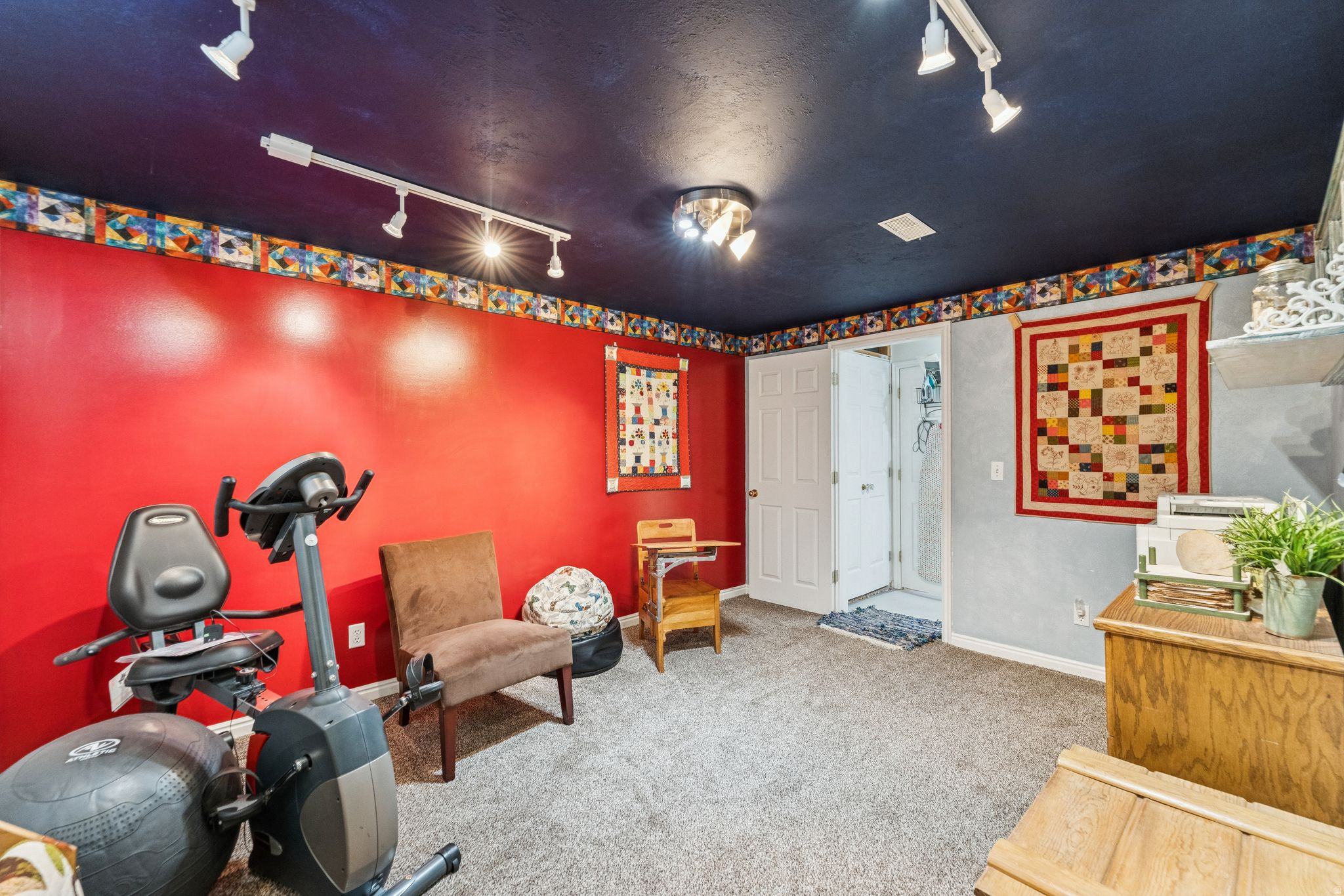 WILLOW BROOK ESTATES SUBD - Residential