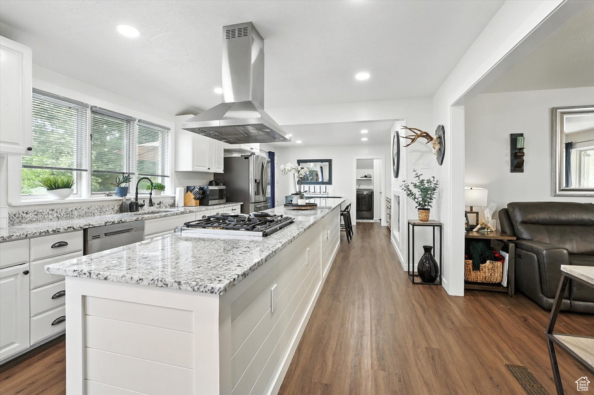 FERNWOOD HOLLOW #6 - Residential