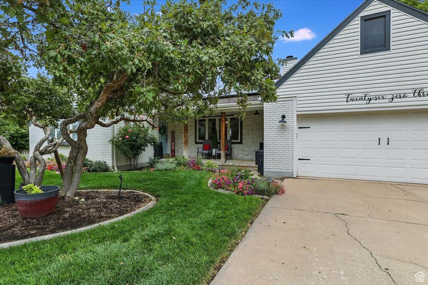 **PRICE IMPROVEMENT!** This stunning, move-in ready home offers 5 bedrooms and 3.5 bathrooms. This home is fully updated, featuring a master suite on each level, with a private entrance to the lower-level suite. Additional areas include a beautiful chef's kitchen with high-end appliances, and a back deck with breathtaking views - great for entertaining. The wooded backyard leads down to a ravine, creating potential for the perfect, cozy hideaway. Modernized upgrades include an EV outlet in the garage, a Kinetico water softener system, and fully paid-off solar panels for energy efficiency. Located in a desirable neighborhood, and is just minutes away from shopping, schools, parks, and freeway access. This home blends luxury, comfort, and convenience in one perfect package. Don't miss out!