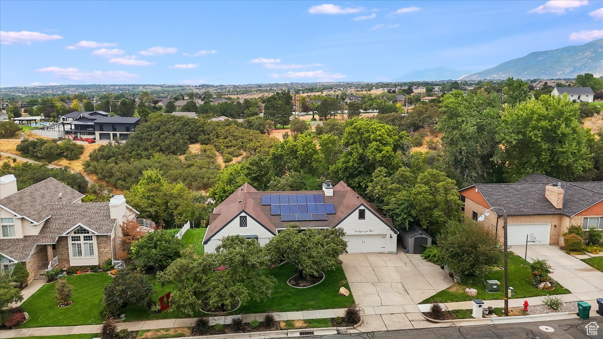 FERNWOOD HOLLOW #6 - Residential