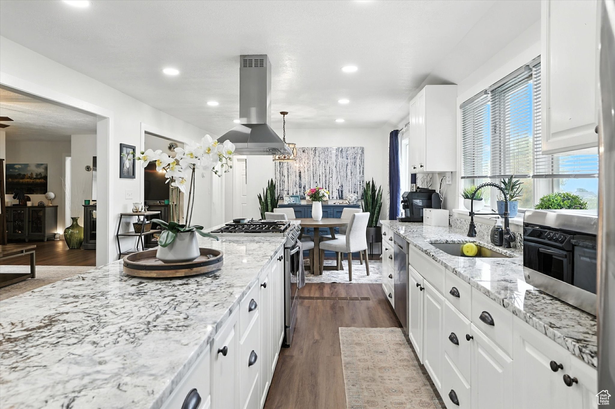 FERNWOOD HOLLOW #6 - Residential