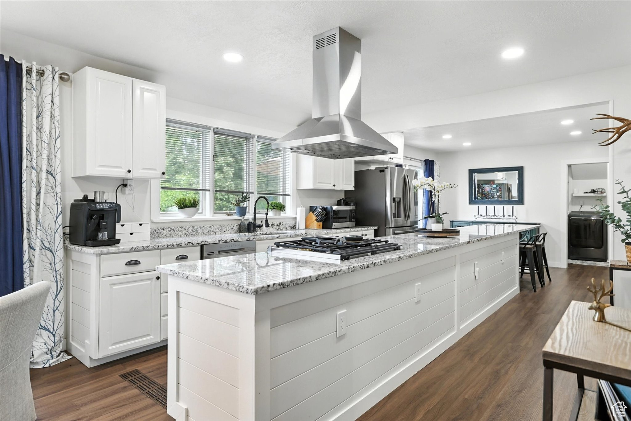FERNWOOD HOLLOW #6 - Residential