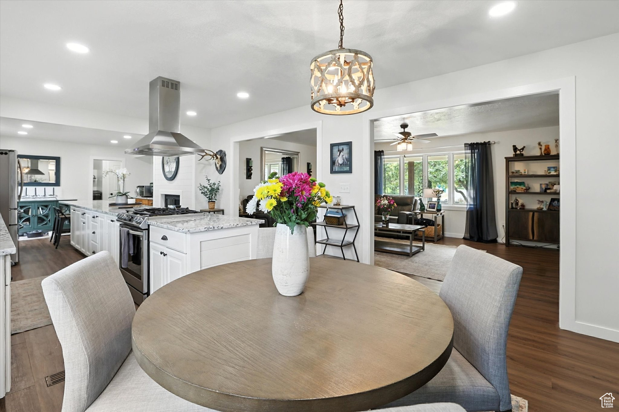 FERNWOOD HOLLOW #6 - Residential