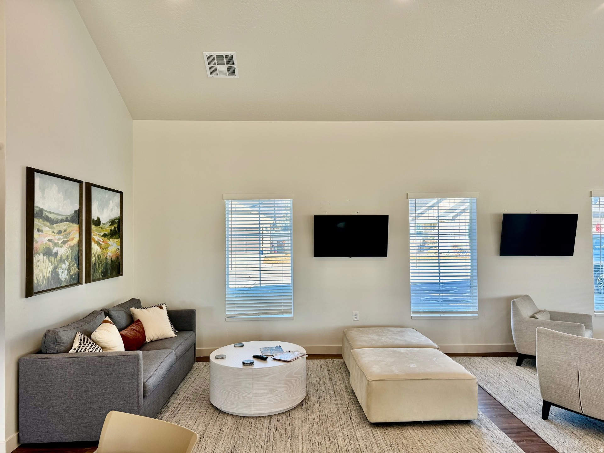 PROMINENCE POINT - Residential