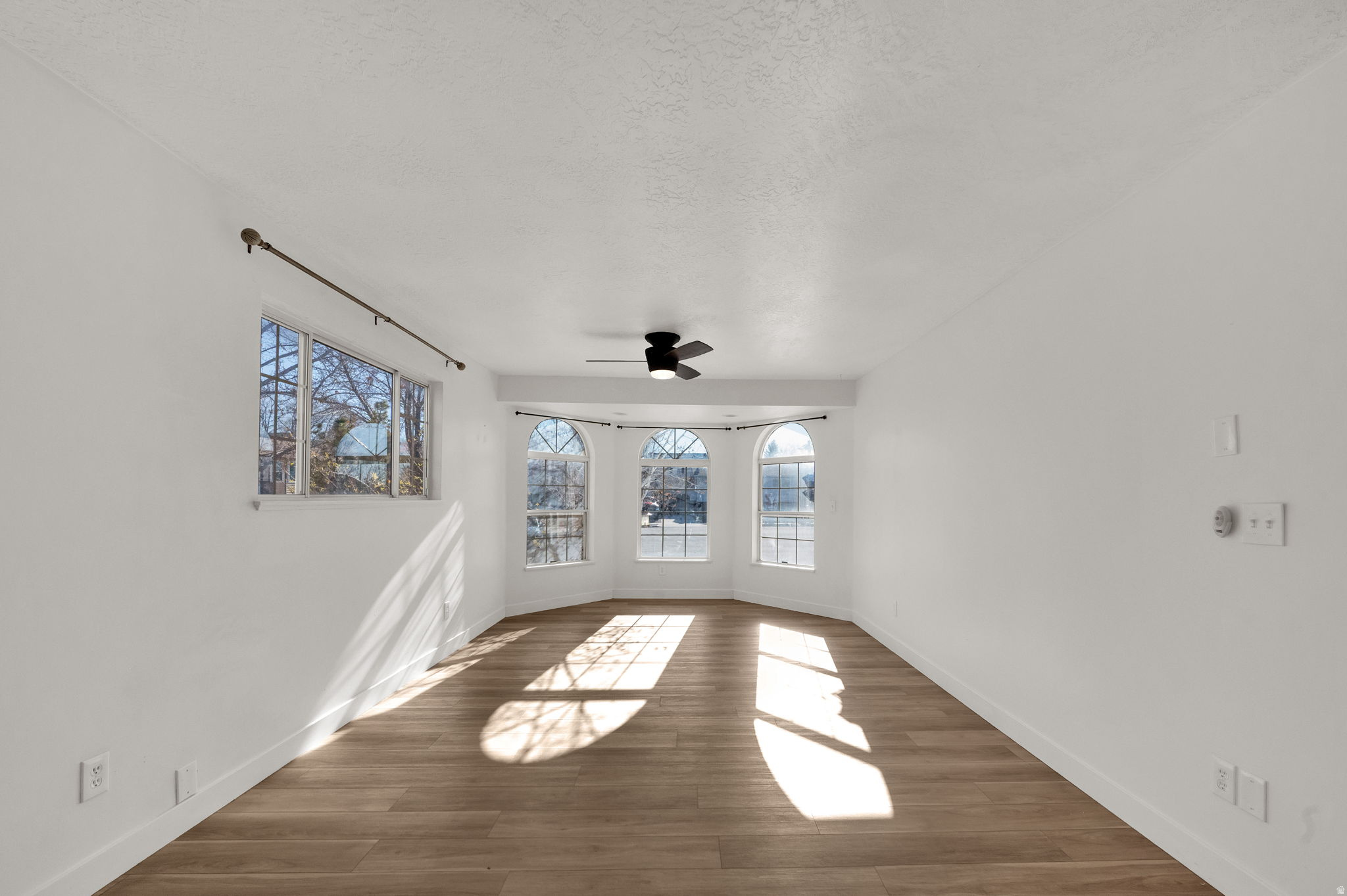 WILLOW VIEW - Residential