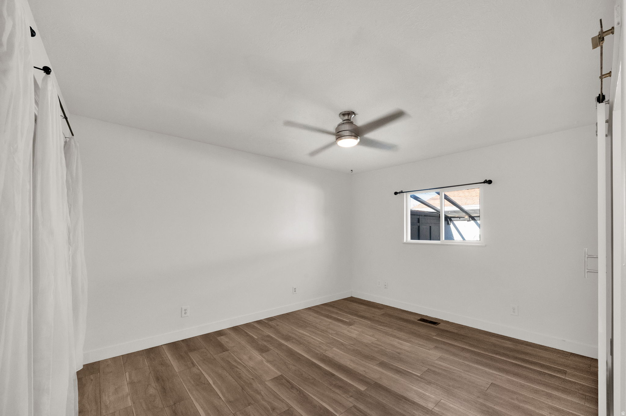 WILLOW VIEW - Residential
