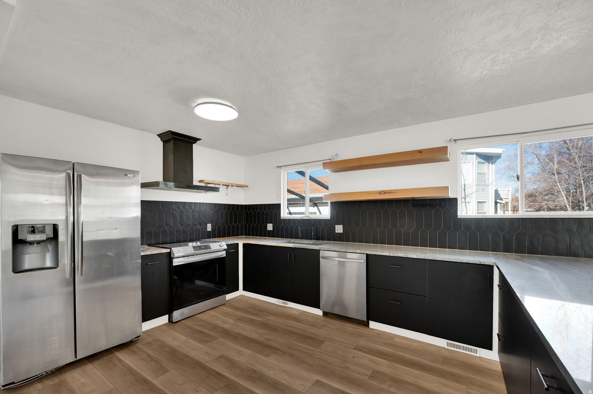 WILLOW VIEW - Residential