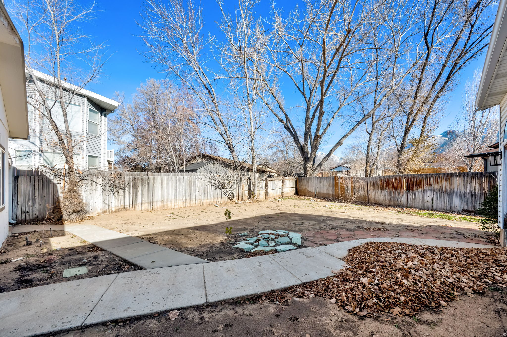WILLOW VIEW - Residential
