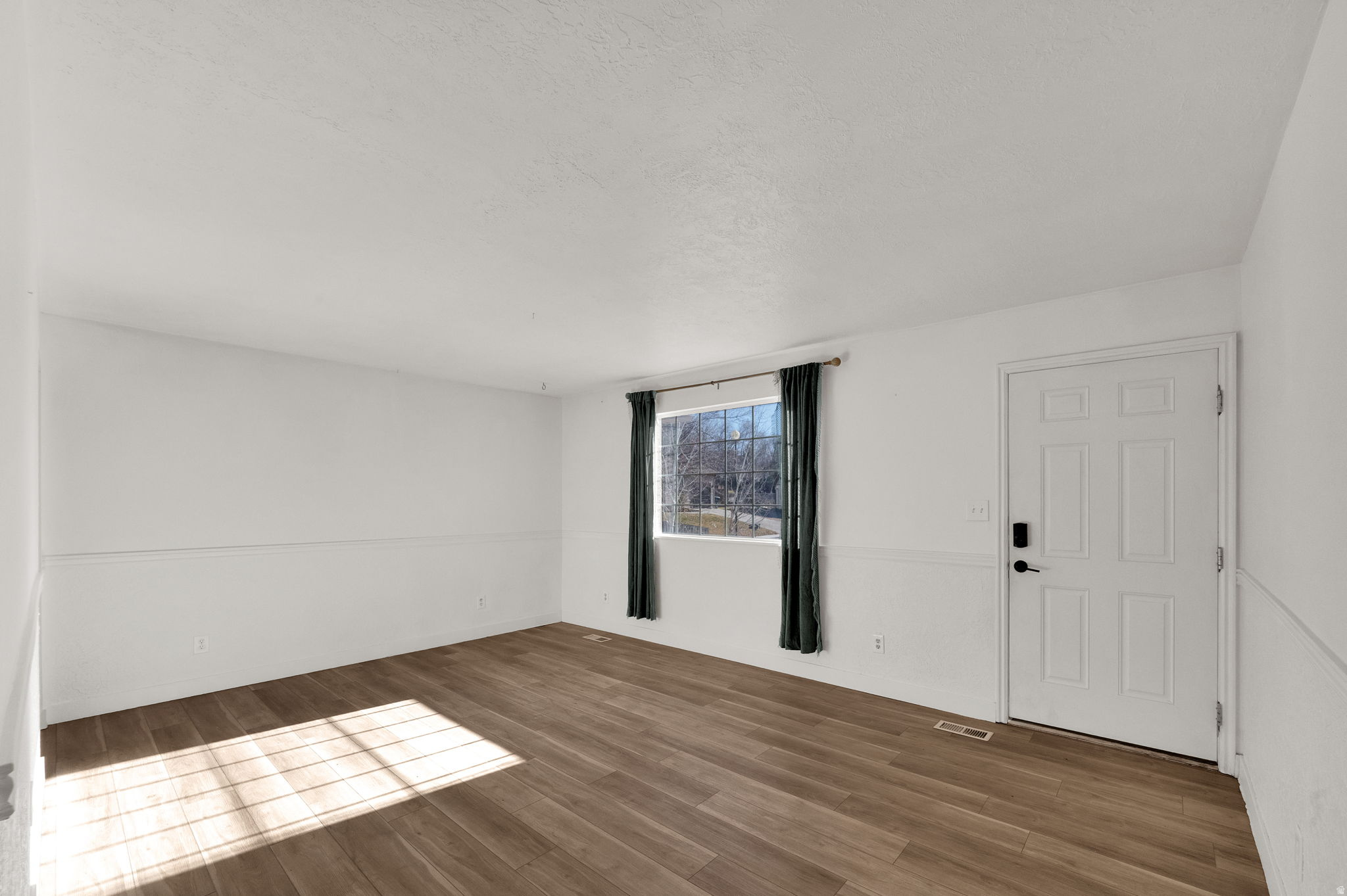 WILLOW VIEW - Residential