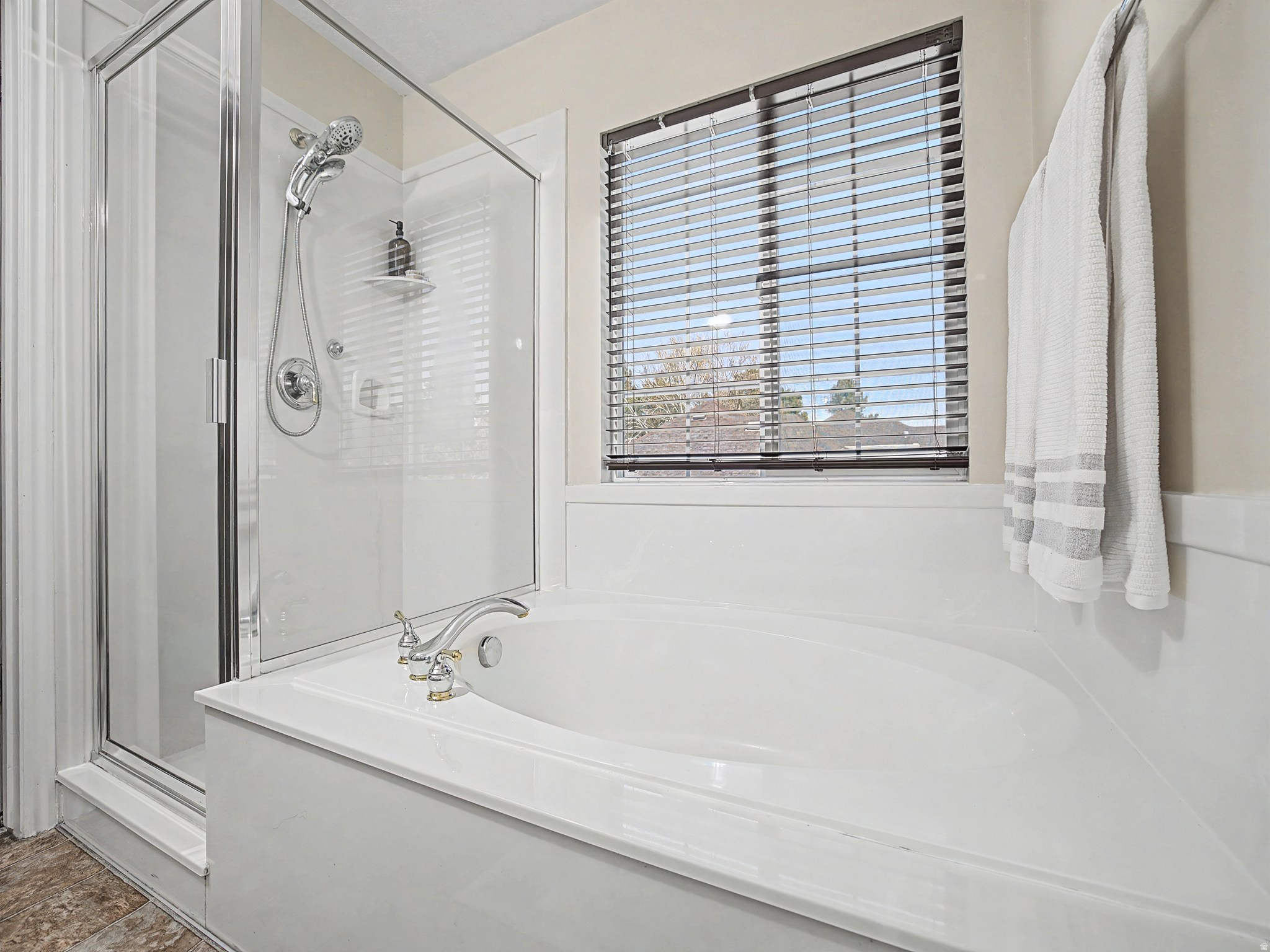 THE PINES - Residential