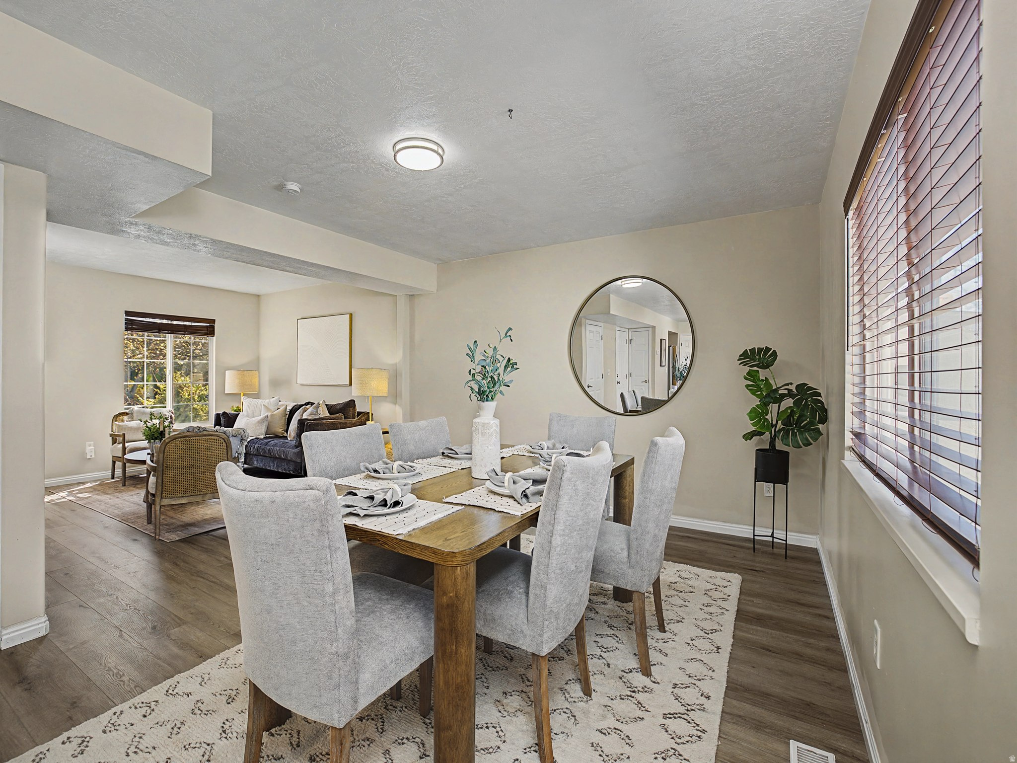 THE PINES - Residential