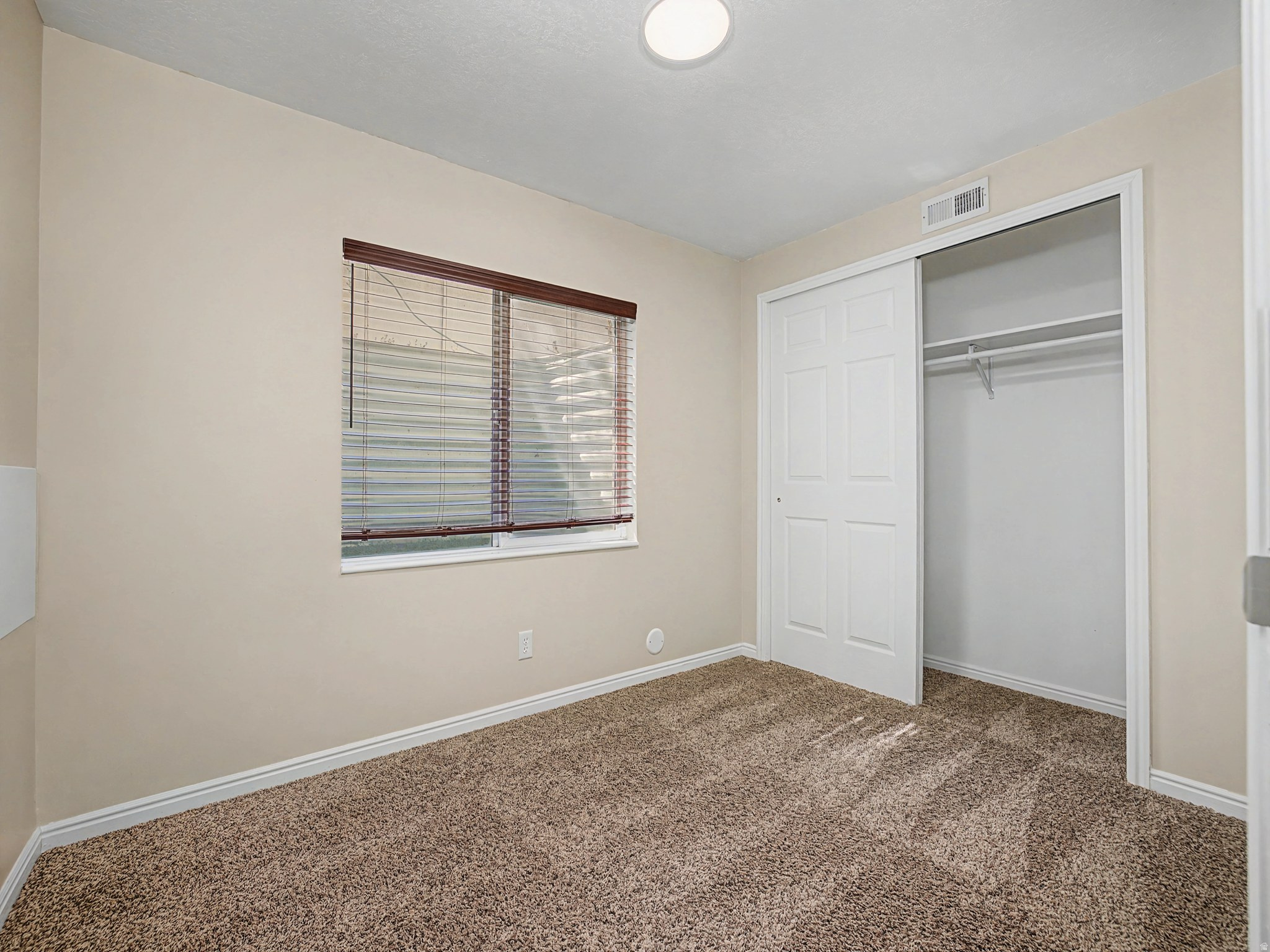 THE PINES - Residential