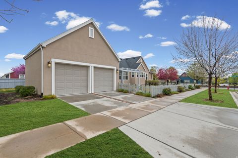 Tiny photo for 4956 W BLACK TWIG DR, South Jordan, UT 84009 (MLS # 2148090)