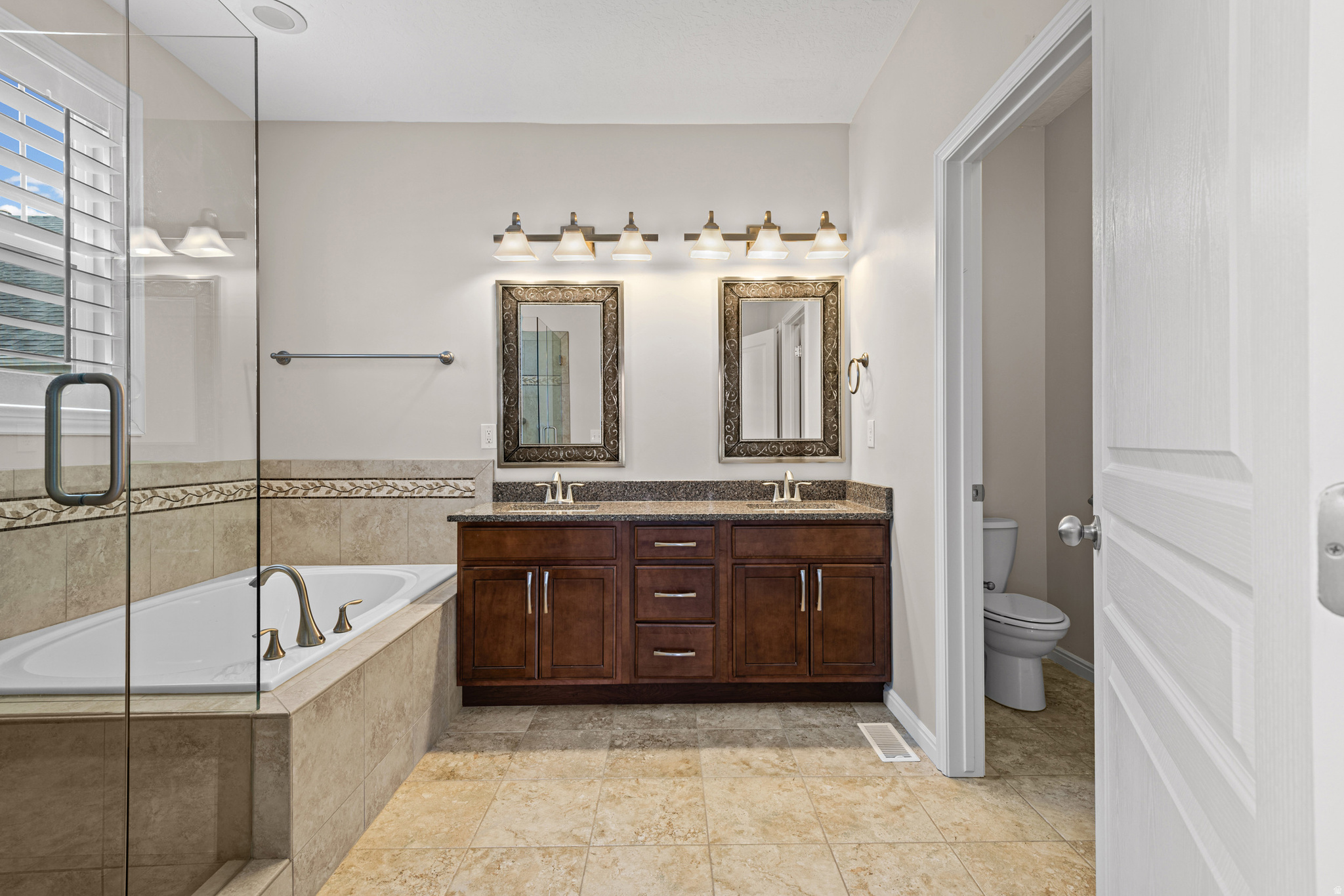 KENNECOTT - Residential