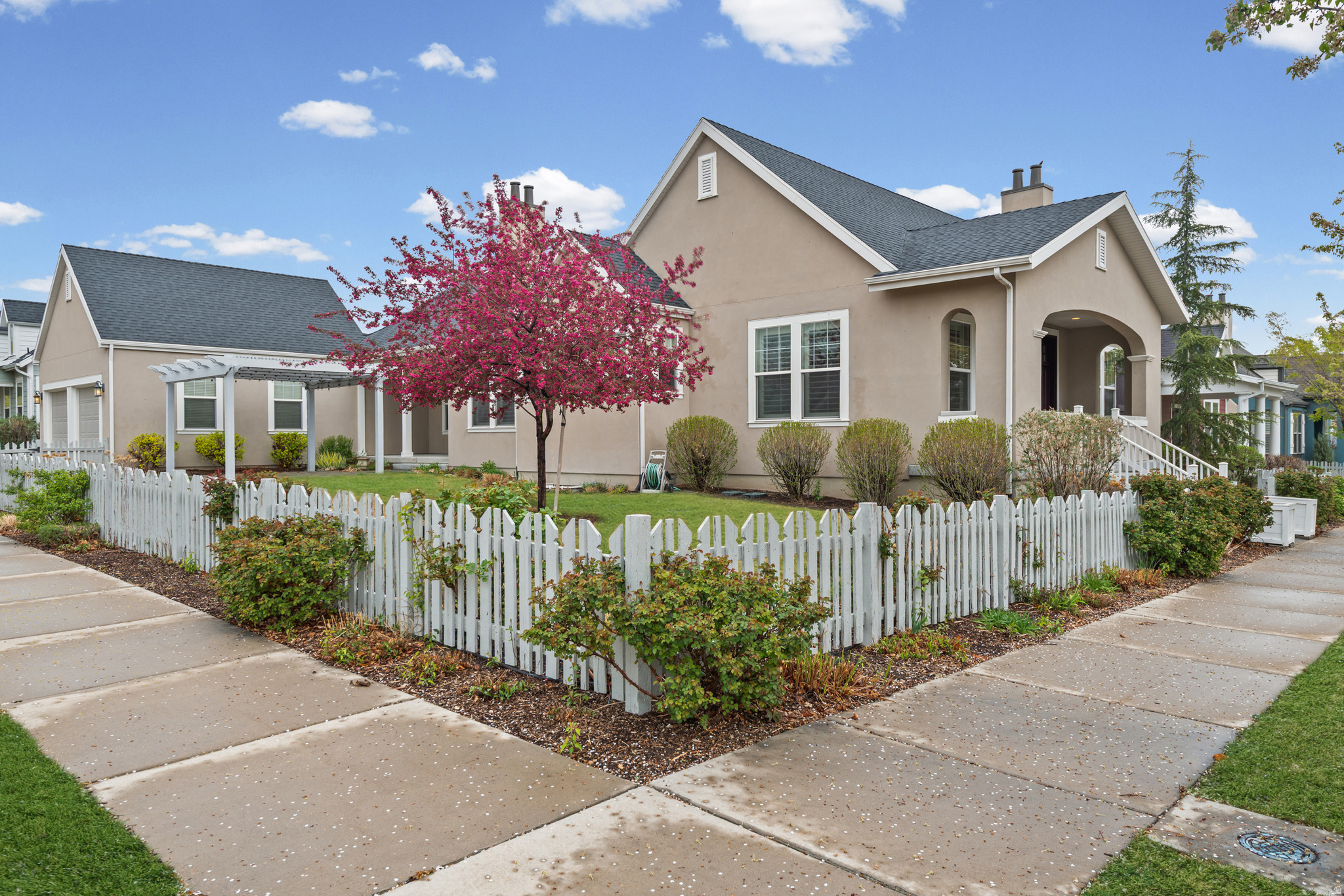 KENNECOTT - Residential