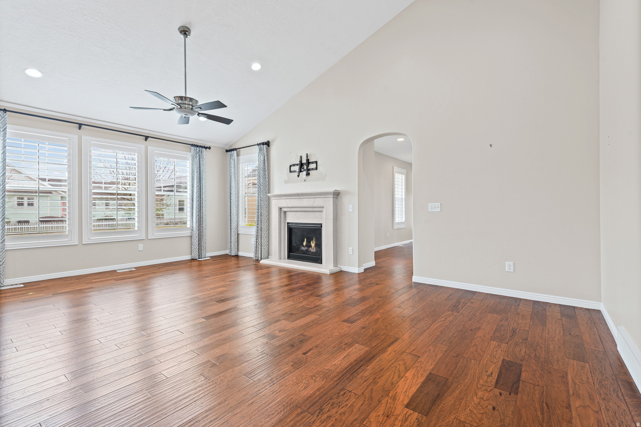 KENNECOTT - Residential