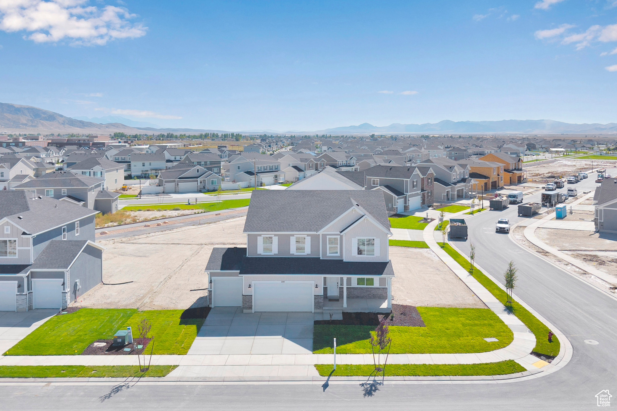PONY EXPRESS ESTATES - Residential