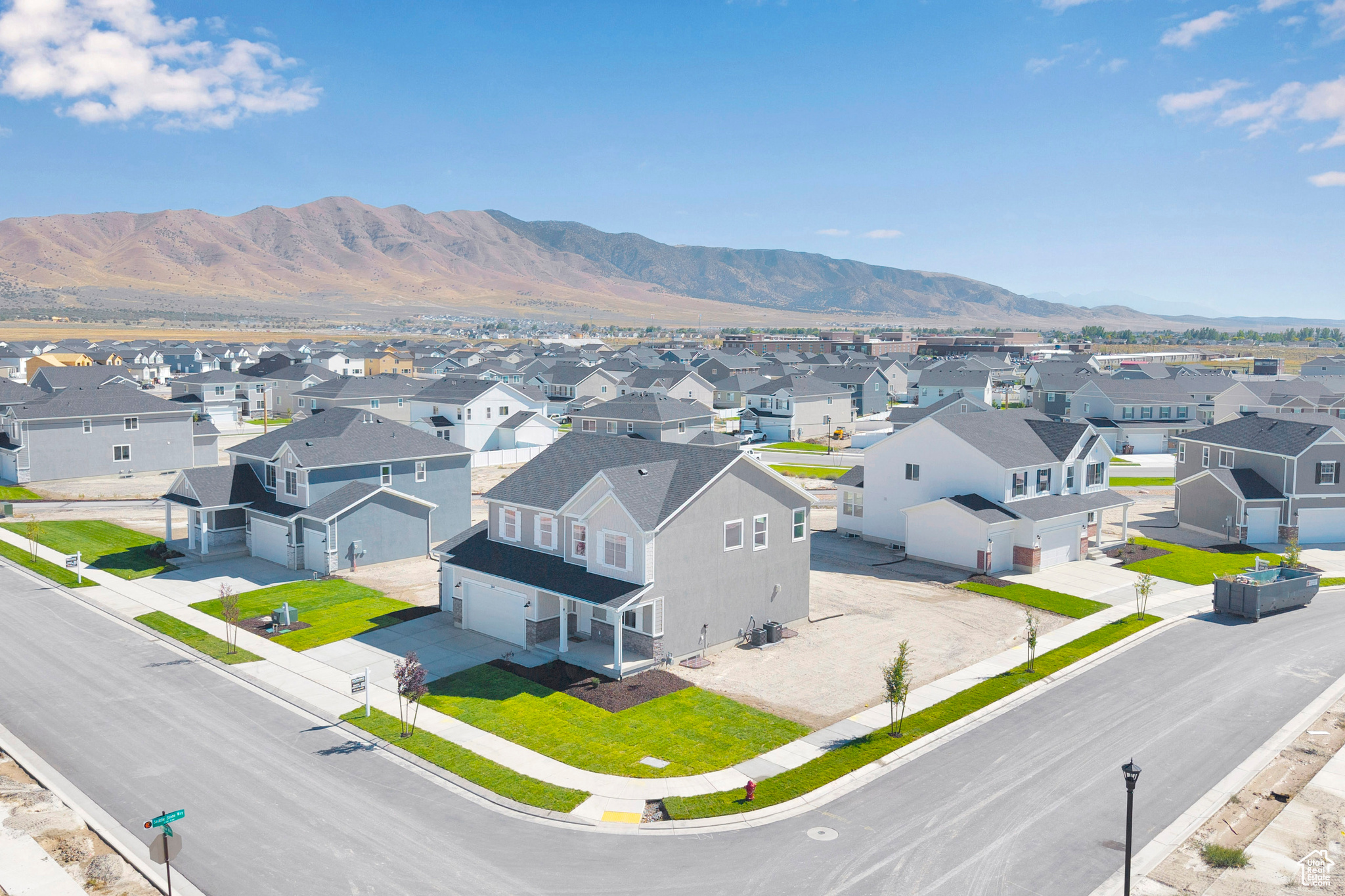 PONY EXPRESS ESTATES - Residential