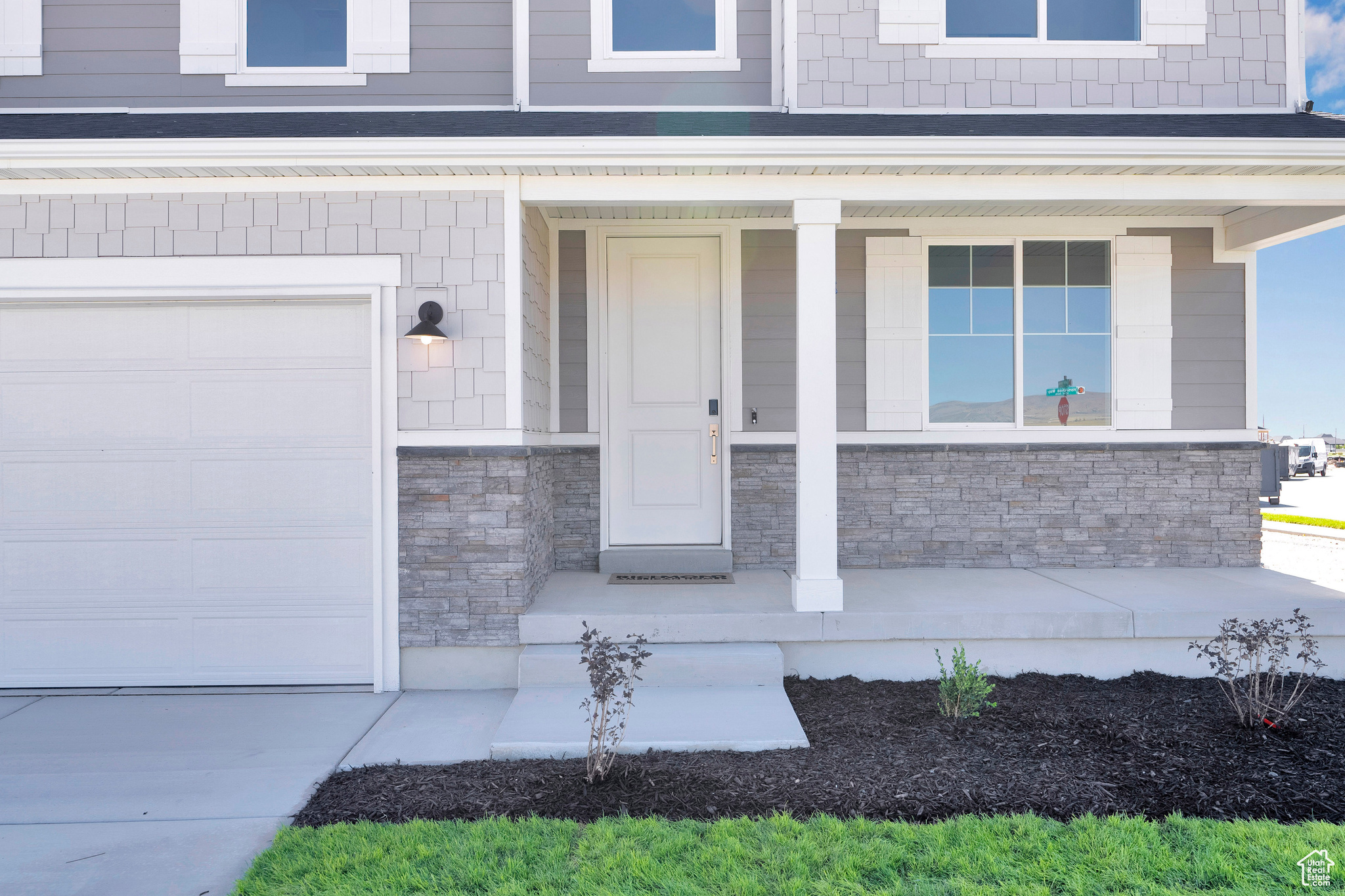 PONY EXPRESS ESTATES - Residential