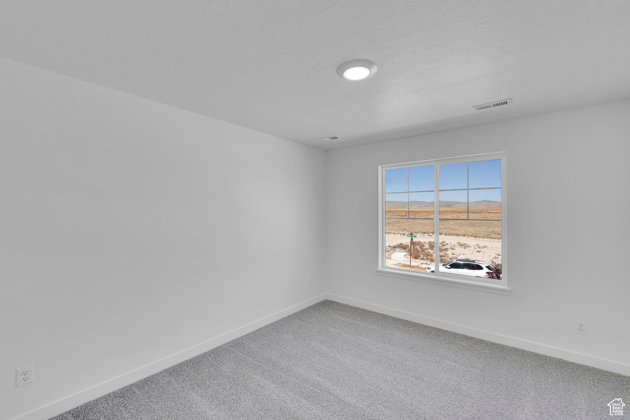 PONY EXPRESS ESTATES - Residential