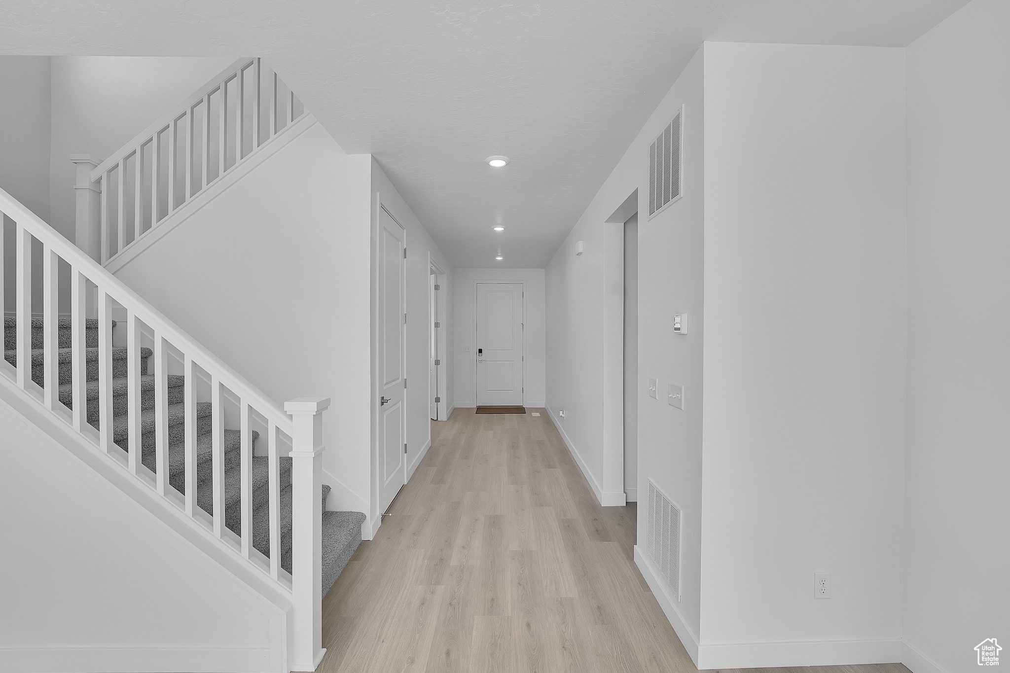 PONY EXPRESS ESTATES - Residential