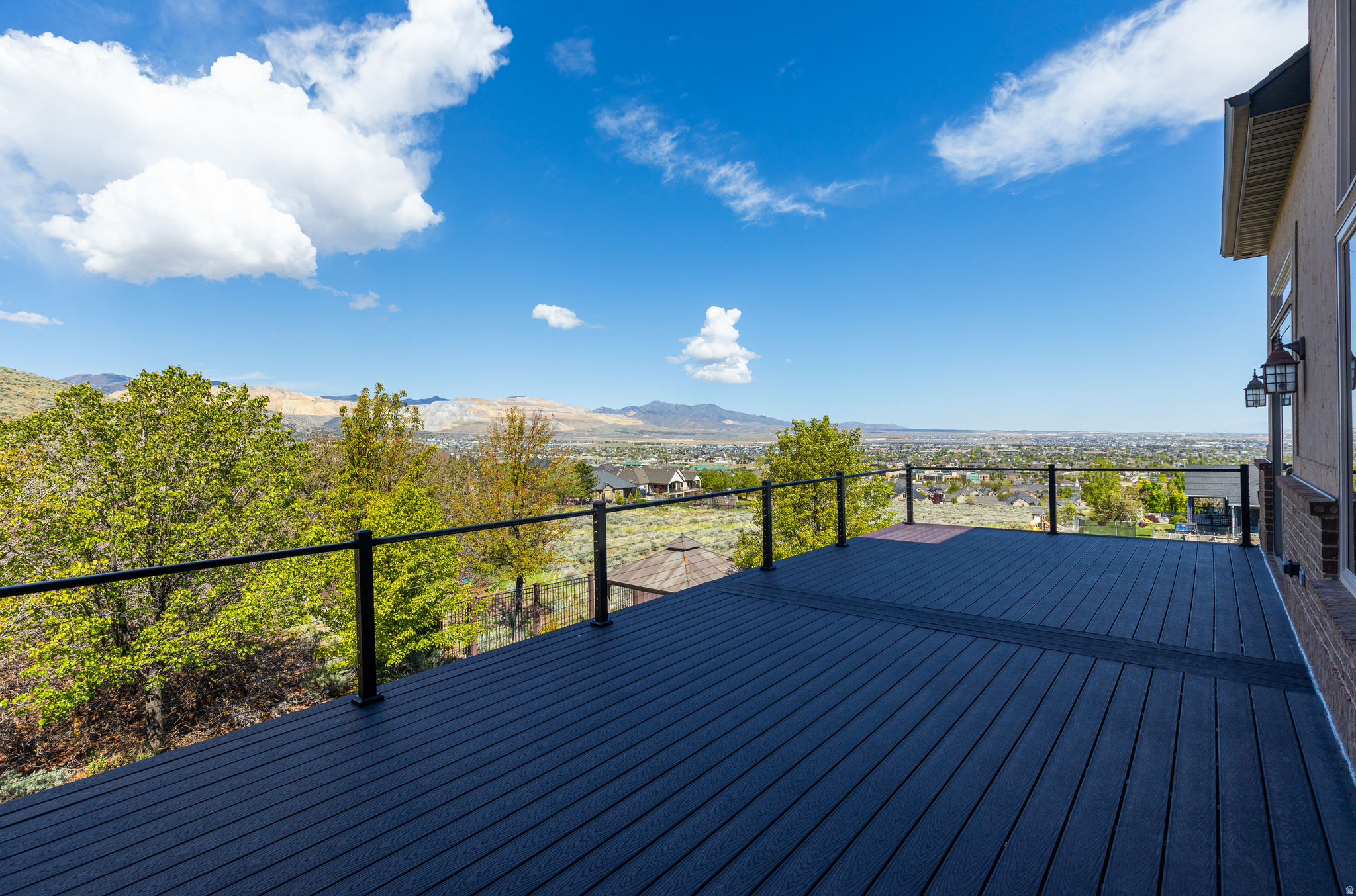 HERRIMAN HEIGHTS - Residential