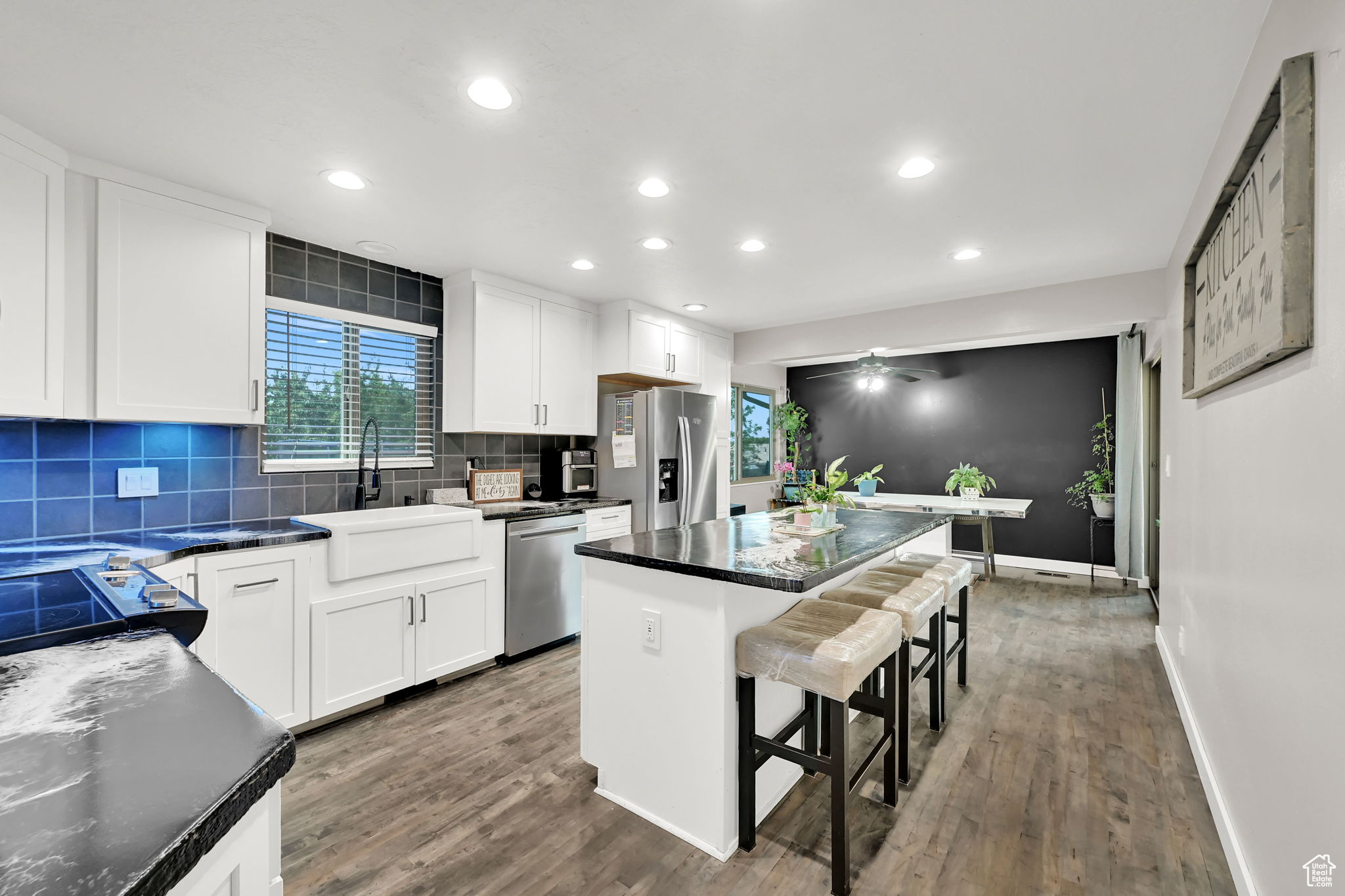 Washington Terrace, Utah 84405, United States, 6 Bedrooms Bedrooms, ,3 BathroomsBathrooms,Residential,Active,152056