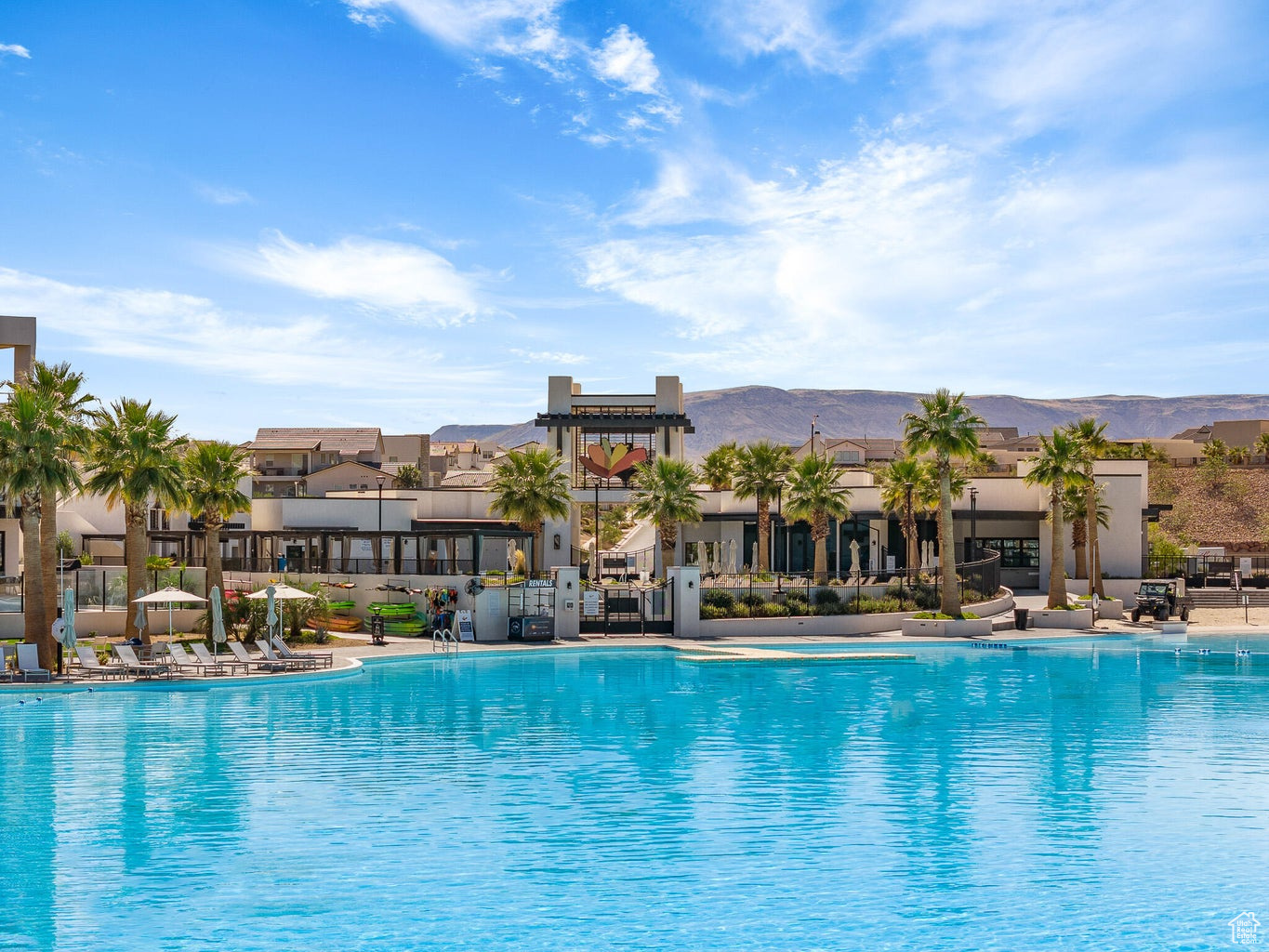DESERT COLOR - Residential