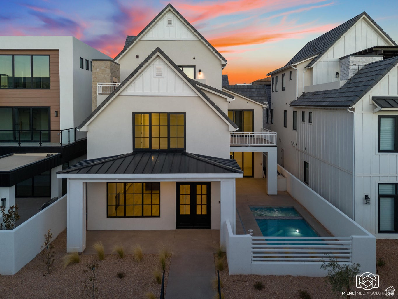 DESERT COLOR - Residential