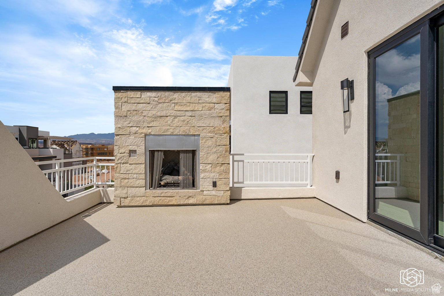 DESERT COLOR - Residential