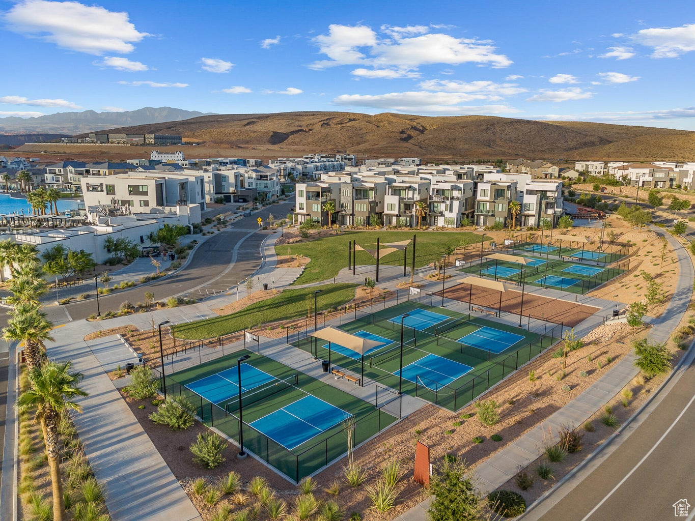 DESERT COLOR - Residential