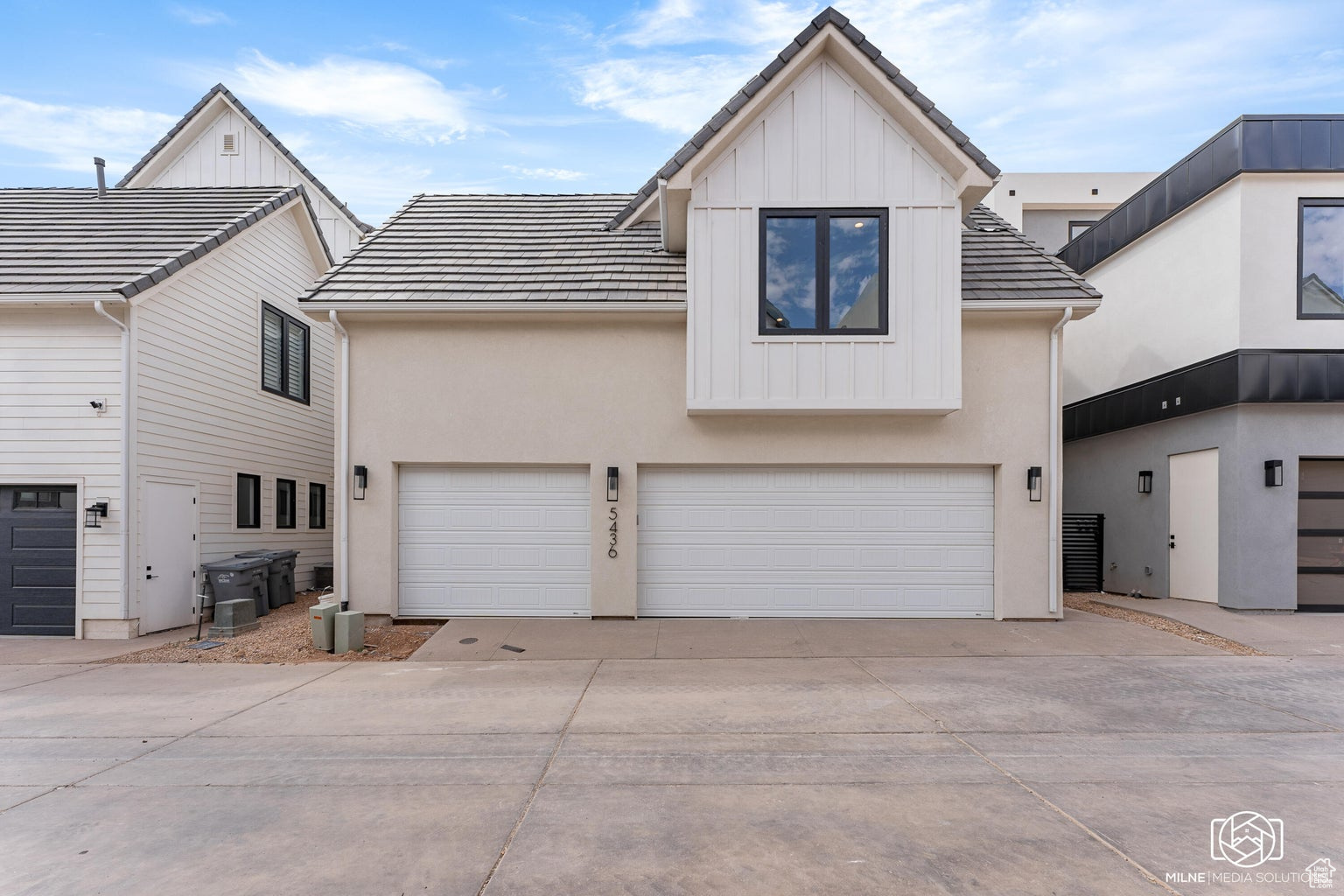 DESERT COLOR - Residential