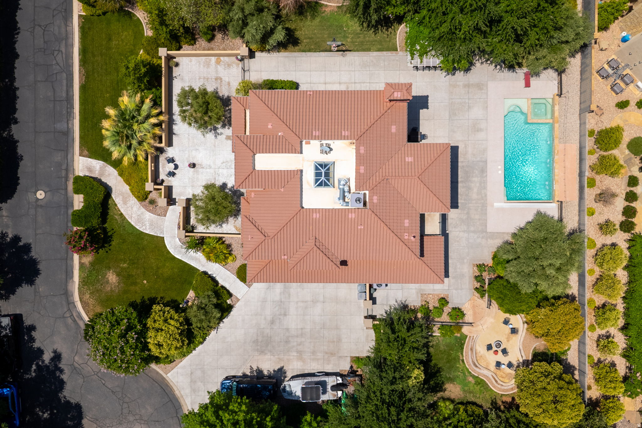 WOODS AT VALLEY VIEW AMD & EXT - Residential