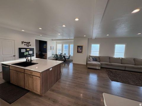 Tiny photo for 5163 W ARISTA WAY, South Jordan, UT 84009 (MLS # 2158704)