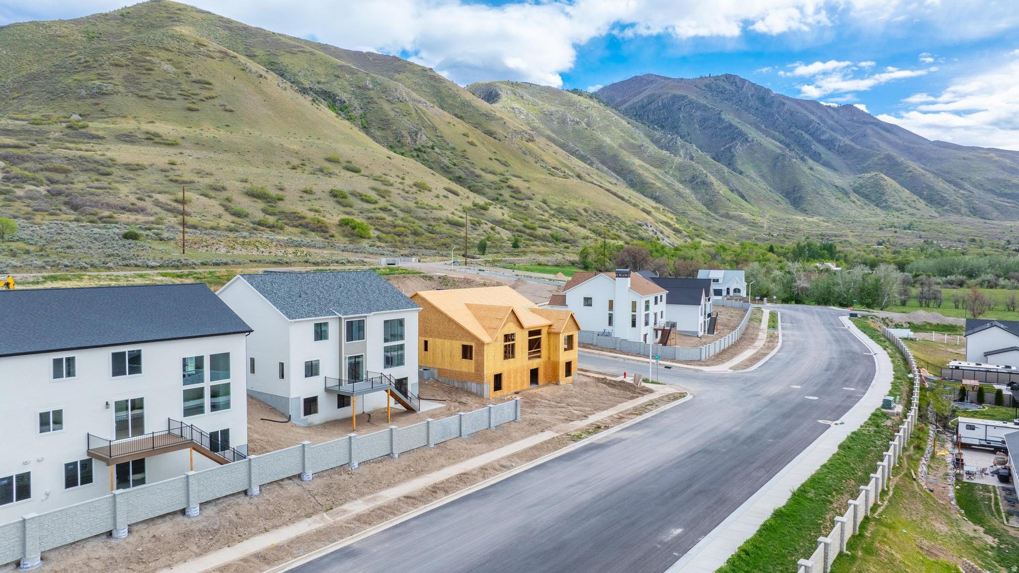 PAYSON VIEW SOUTH - Residential