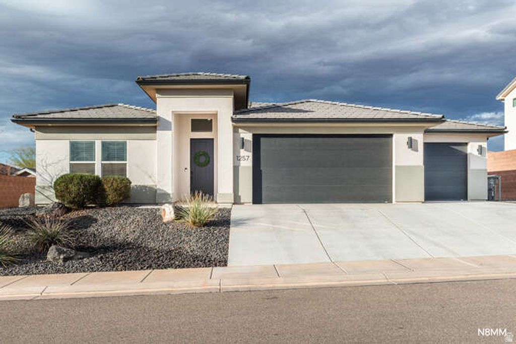 Photo of 1257 E MARLBERRY WAY, Washington, UT 84780 (MLS # 2138576)