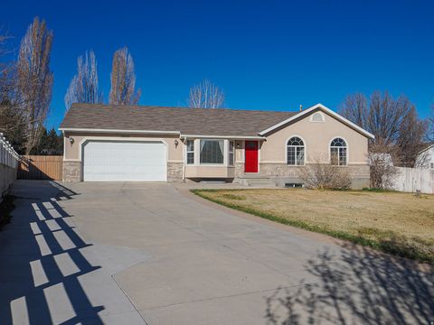 Tiny photo for 13830 S LITTLE WATER PEAK DR, Riverton, UT 84096 (MLS # 2144550)