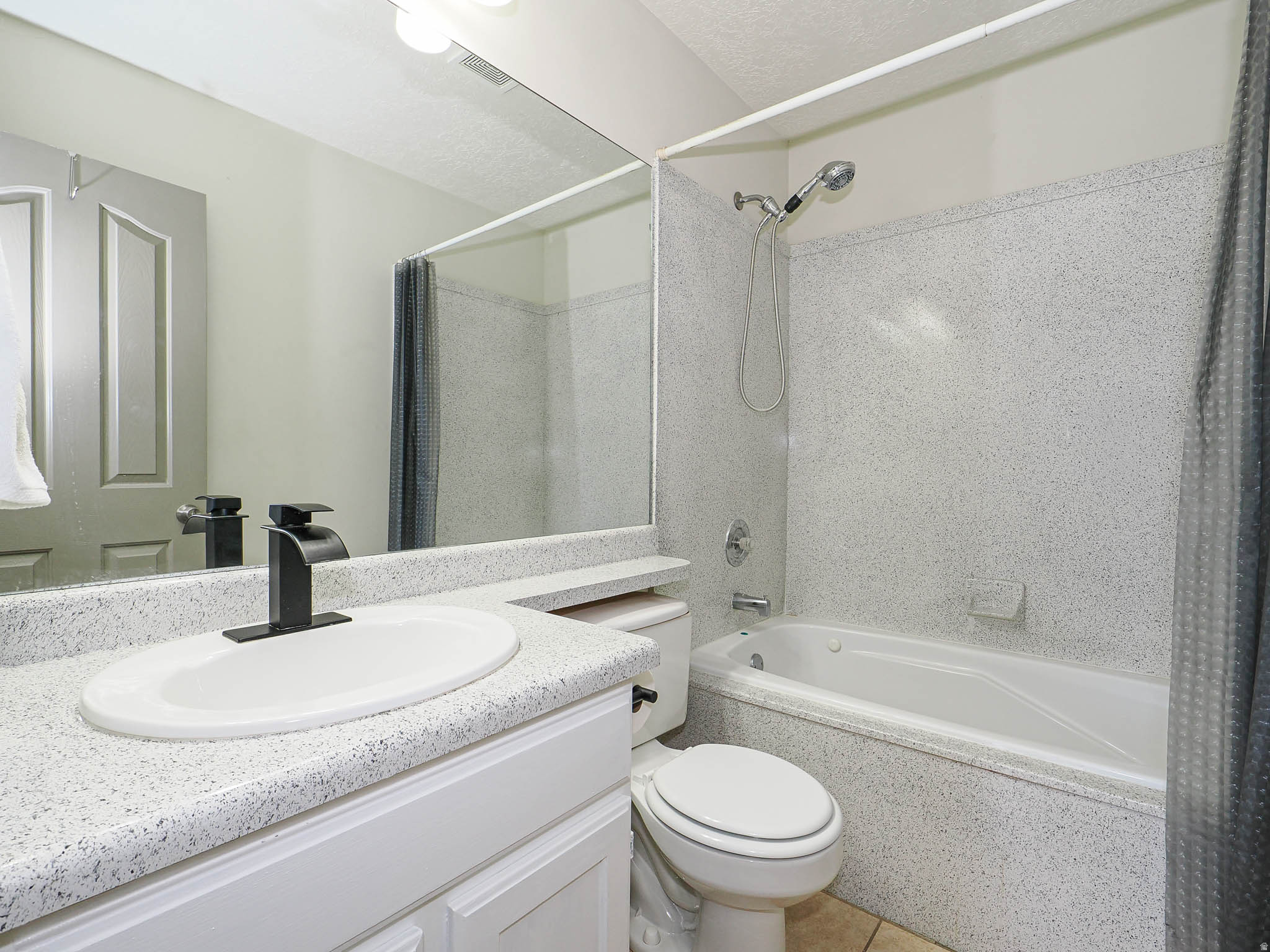 THE FOOTHILLS PLAT A - Residential