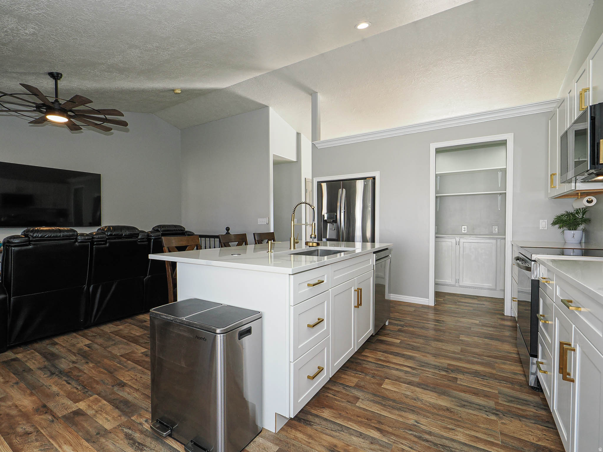 THE FOOTHILLS PLAT A - Residential