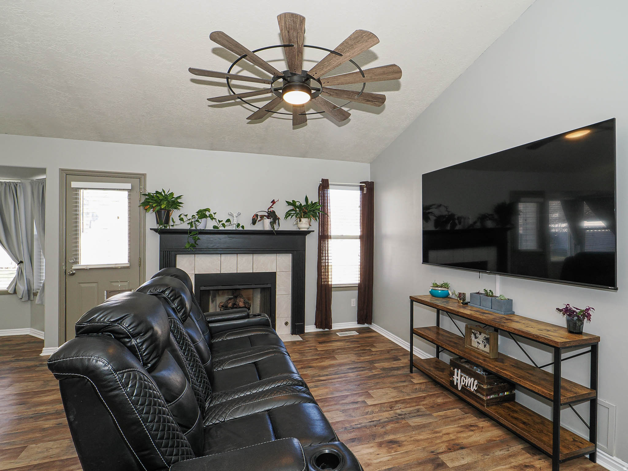 THE FOOTHILLS PLAT A - Residential