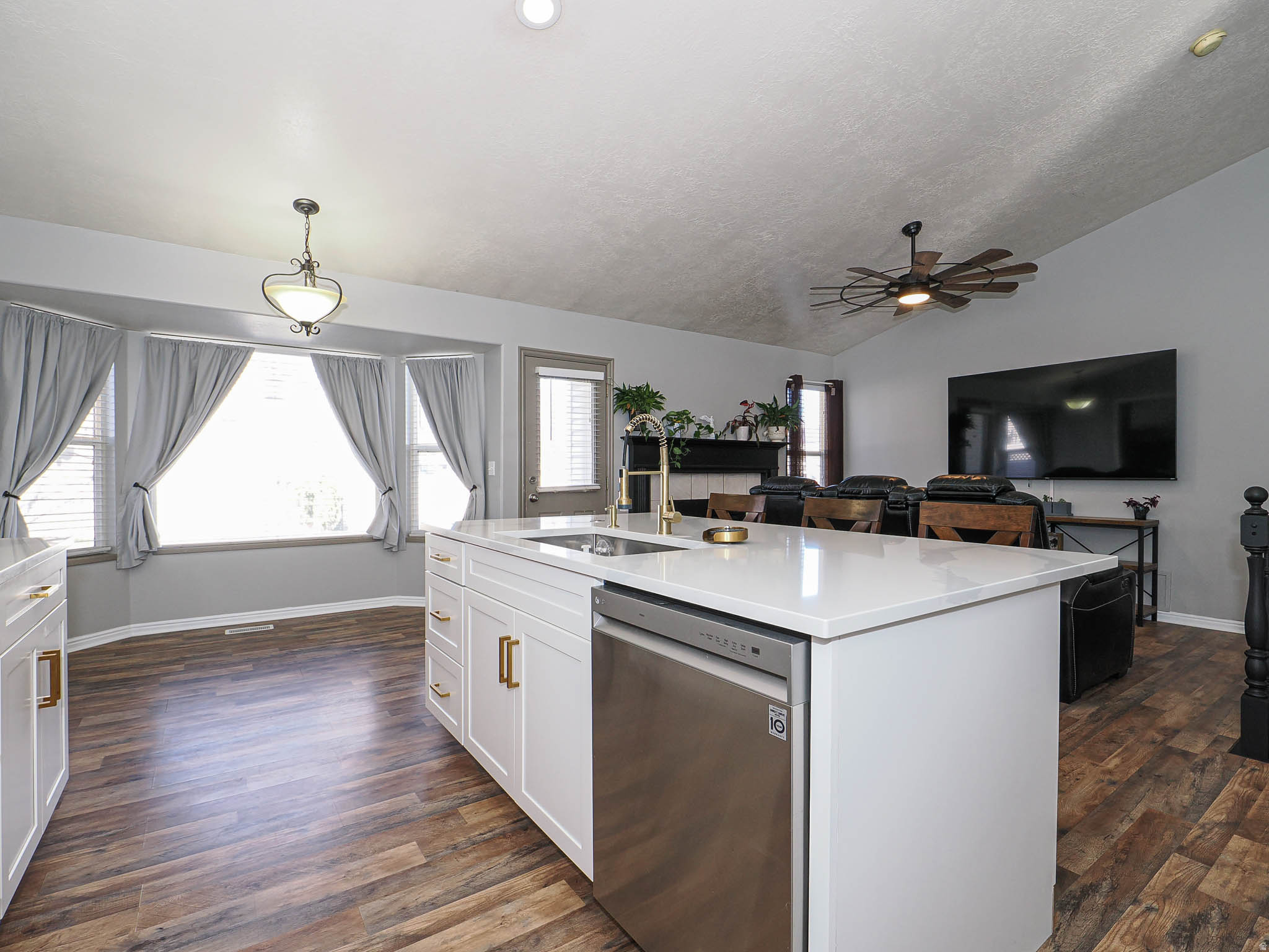 THE FOOTHILLS PLAT A - Residential