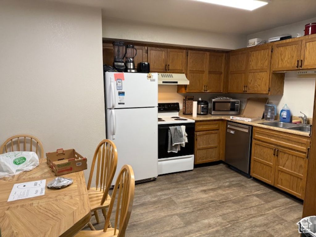 Photo of 761 E 820 N #214, Provo, UT 84606 (MLS # 2118495)